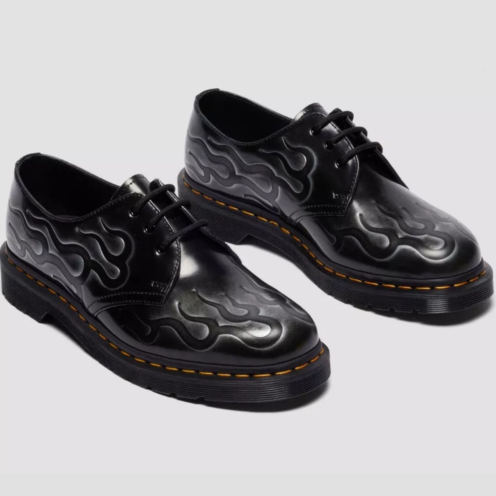 Dr. Martens 1461 Inferno